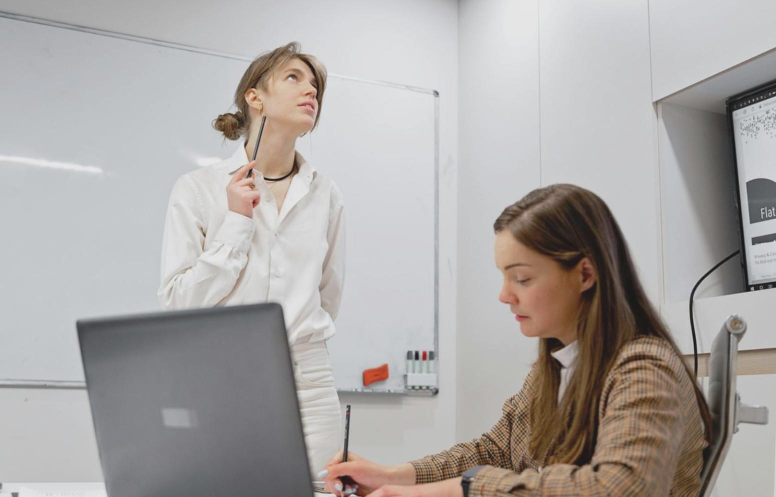 Рабочее место для обучения с современным компьютером